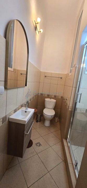 Apartament ultracentral cu 4 camere de inchiriat,Oradea,Bihor – fotografia 21 din 23