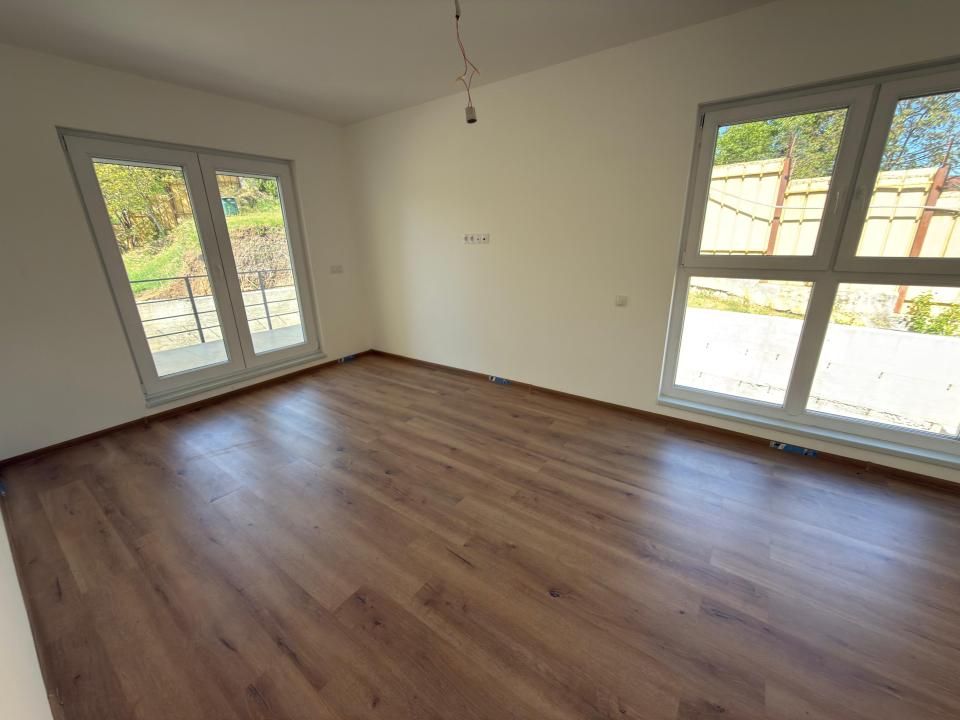 Unitate Duplex Dambul Rotund, 176 mp utili, – fotografia 1 din 11