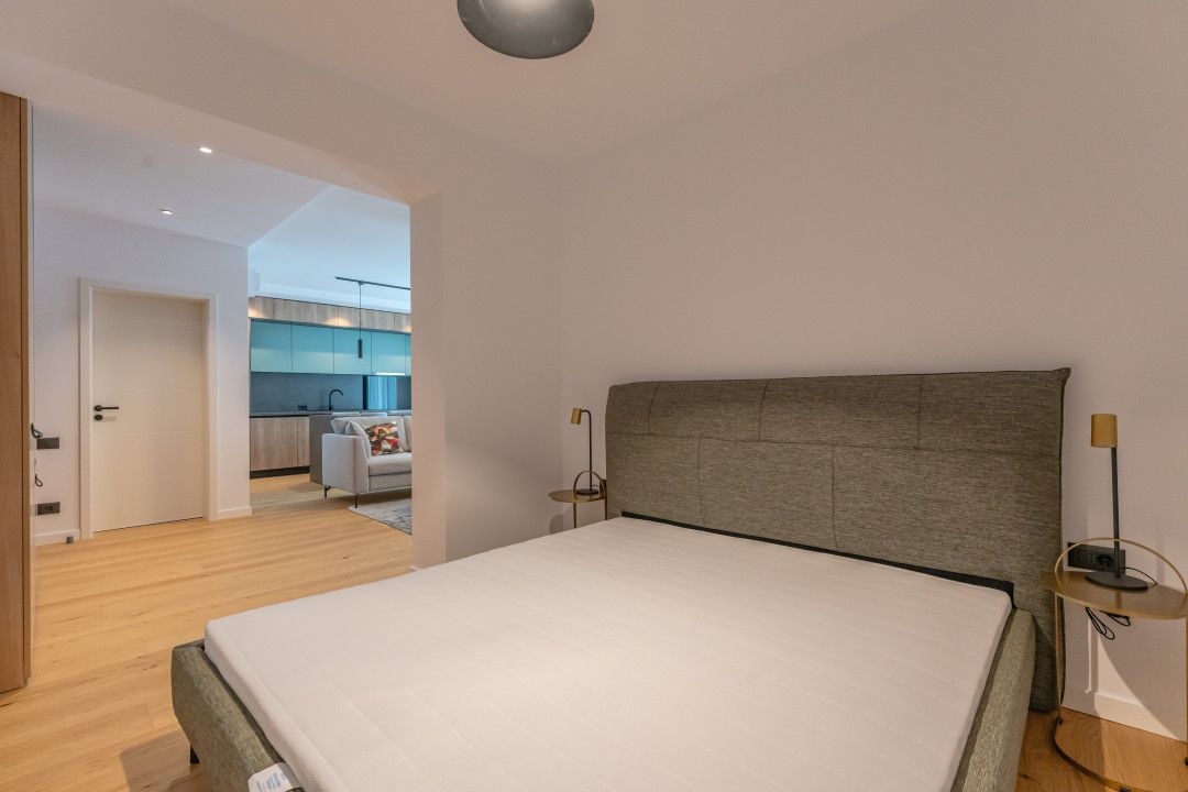 Apartament tip Studio lux in zona centrala! – fotografia 9 din 14
