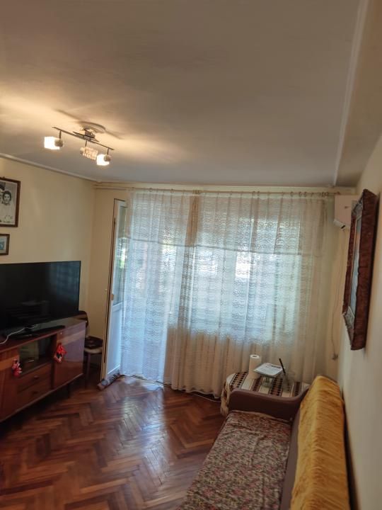 Apartament 2 camere Craiovei – fotografia 2 din 7