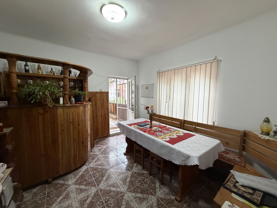 CASĂ DE VÂNZARE ÎN ȘARD, COMUNA IGHIU – TEREN 2.709 MP | 2 CASE | GARAJE | ANEXE – fotografia 18 din 23