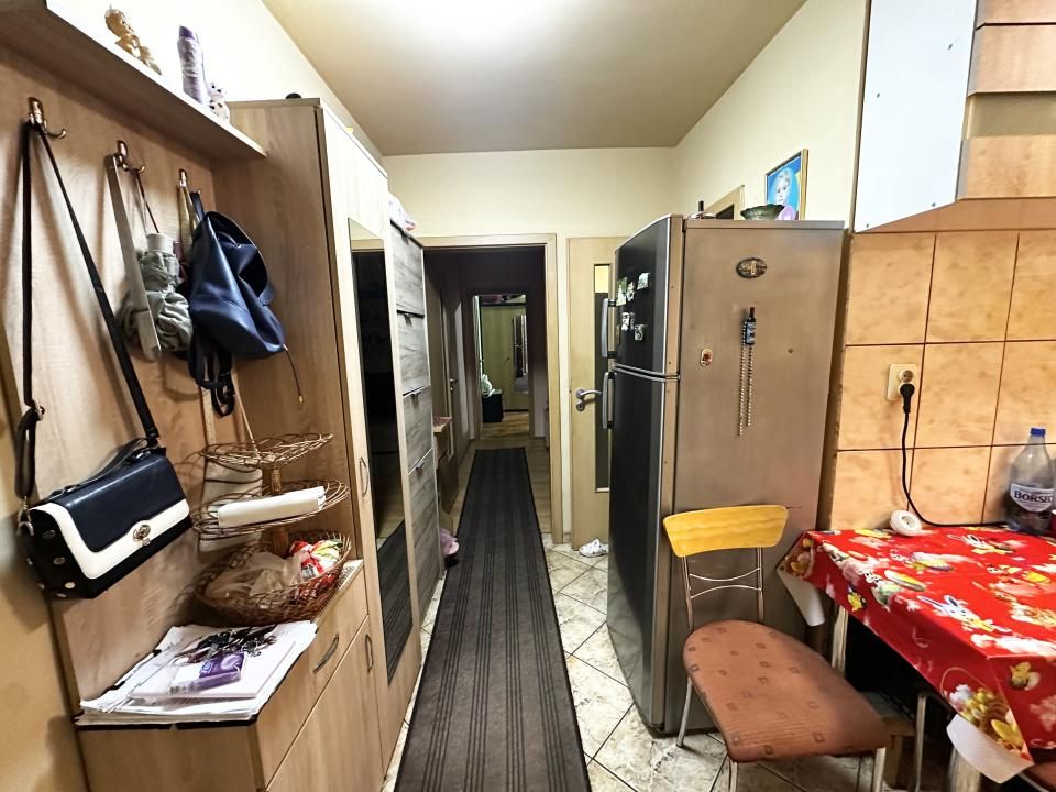 Apartament 3 camere, etaj 3, 50 mp - zona Calea Sagului – fotografia 6 din 11