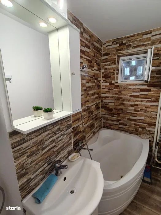 Apartament 2 camere Casa de Cultură – fotografia 1 din 8