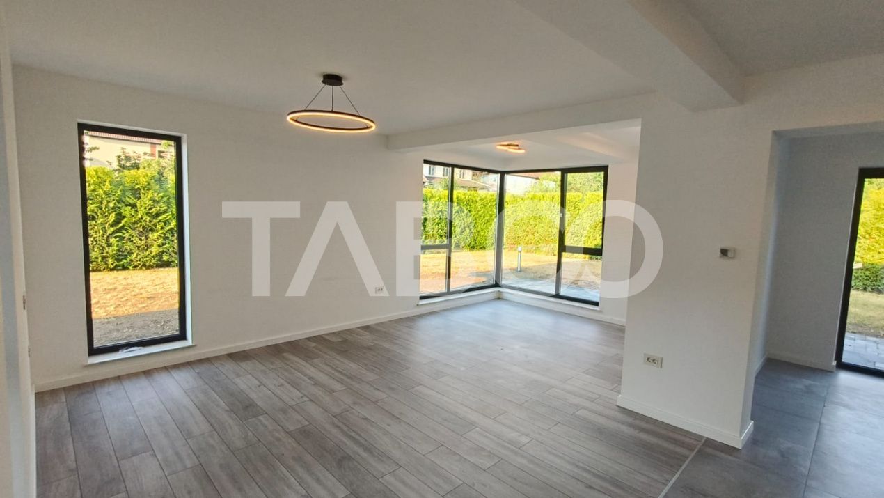 Casa noua de lux model deosebit de vanzare in Sebes – fotografia 4 din 19
