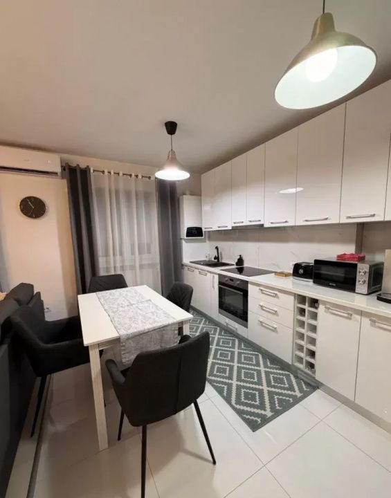 Apartament cu 2 camere Cetate Zona Premium | Renovat Recent, Mobilat si Utilat – fotografia 2 din 8