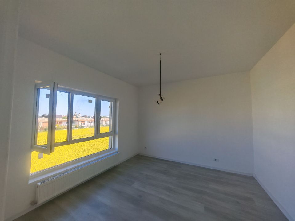 Vilă single Tunari - 4 Camere,  300mp Teren – fotografia 13 din 17