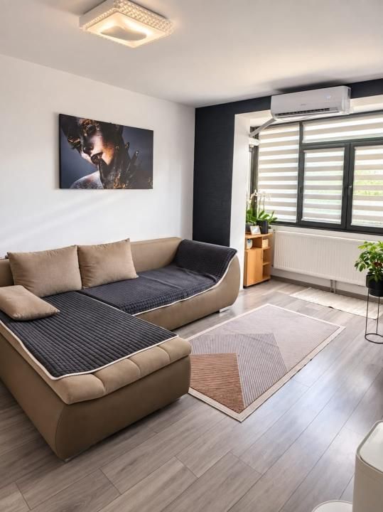 Apartament 2 camere Rolast – fotografia 2 din 8