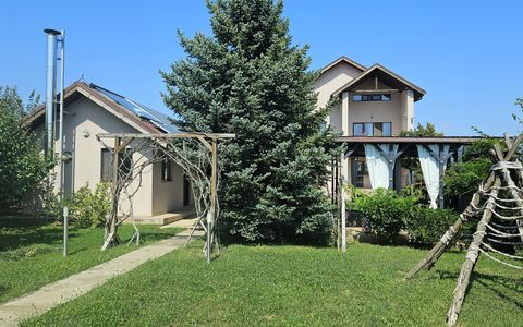 PROPRIETATE DEOSEBITĂ CU POTENȚIAL REZIDENȚIAL ȘI  BUSINESS – MOVILA, NICULEȘTI