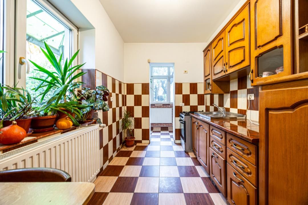 Casă cu teren de 500 mp, zona Noua – fotografia 8 din 27