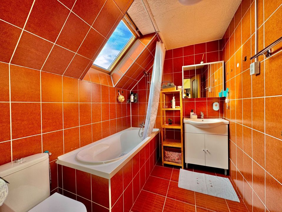 Casă 120 mp cu grădină privată și parcare, Gușterița, Sibiu – fotografia 5 din 6