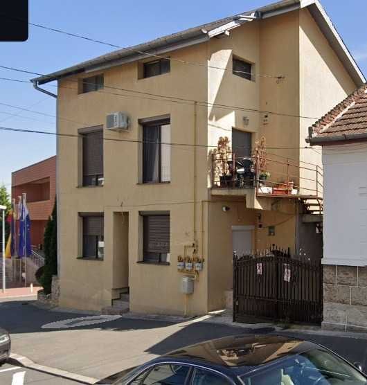 Casă cu 3 unități locative, potențial investițional excelent, zona UMF – fotografia 1 din 6