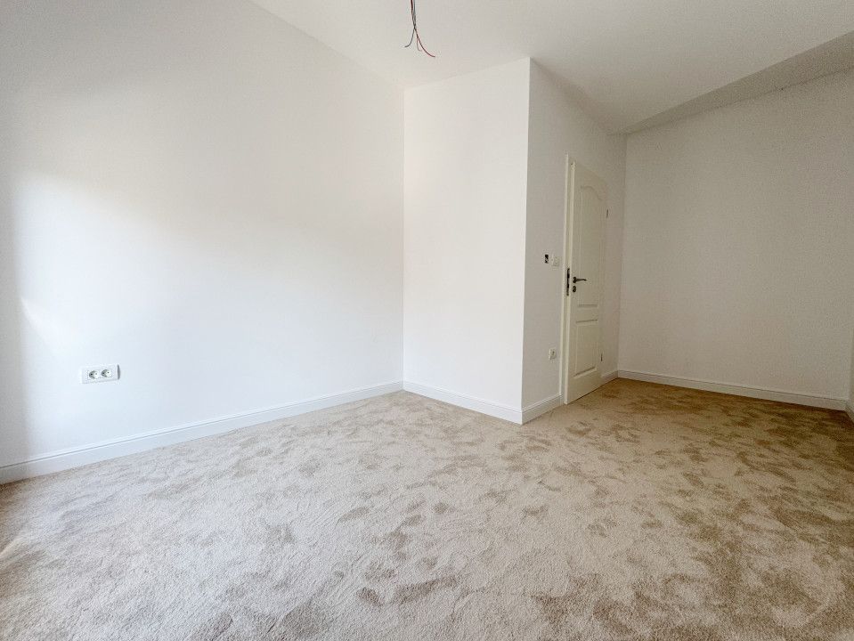 CASA INDIVIDUALA NOUA, 5 camere, 460 mp teren, 150 mp utili - Giroc – fotografia 9 din 20