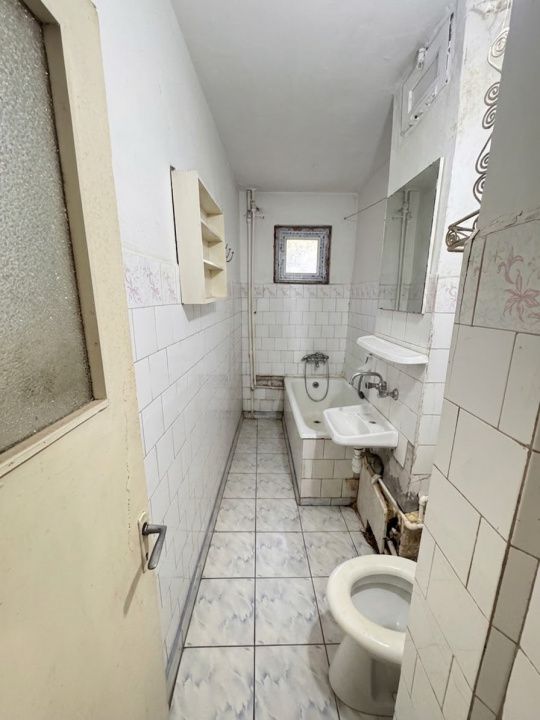 Apartament 2 camere semidecomandat, Constanța – KM 4-5 | 38 mp + boxă – fotografia 7 din 8