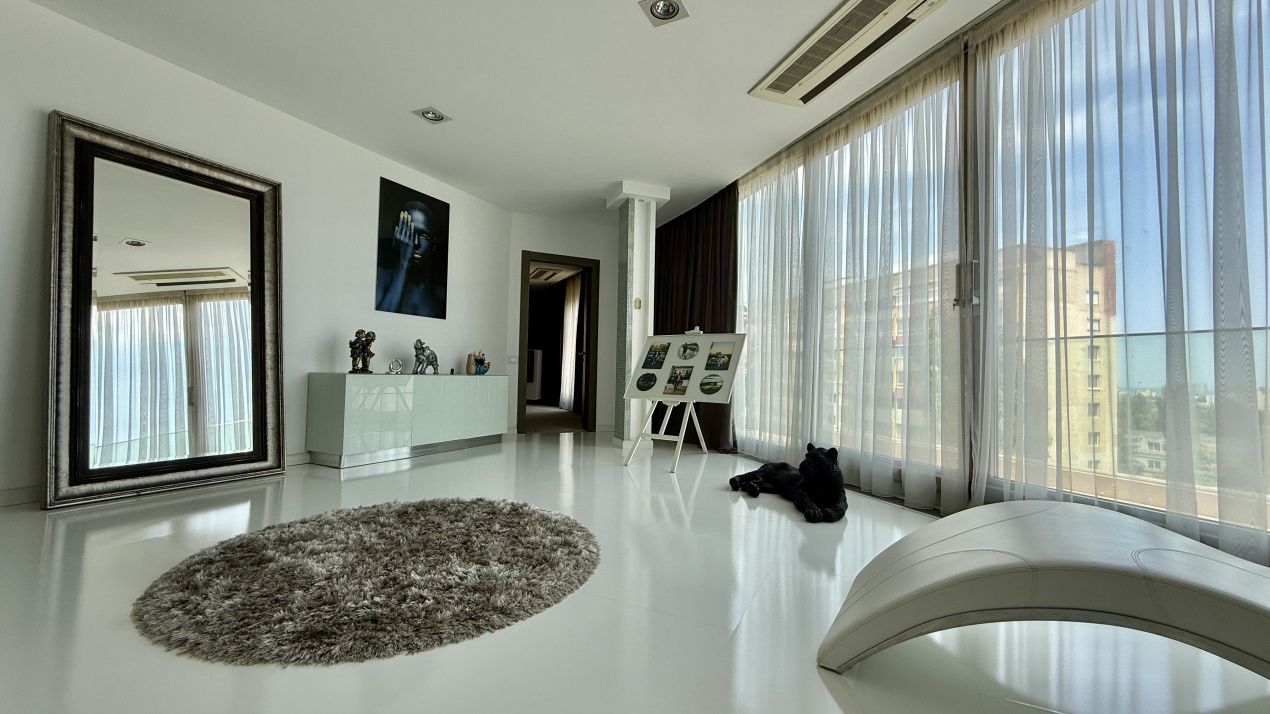 Penthouse UNIC 204 mp totali in Tomis Nord Constanta mobilat si utilat – fotografia 20 din 38