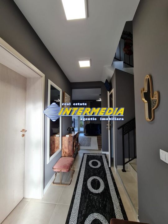 Casa individuala P+1 deosebita de vanzare in Alba Iulia zona Cetate – fotografia 4 din 17
