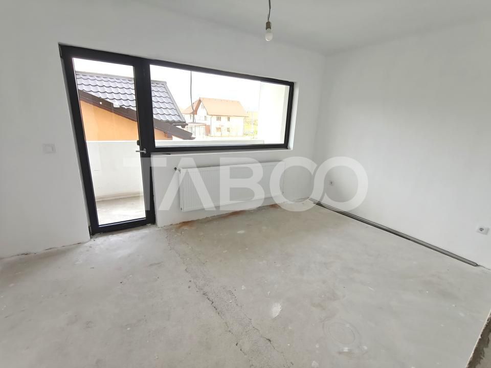 Apartament 2 camere 54 mp utili cu balcon si loc de parcare - etaj 1 – fotografia 2 din 7