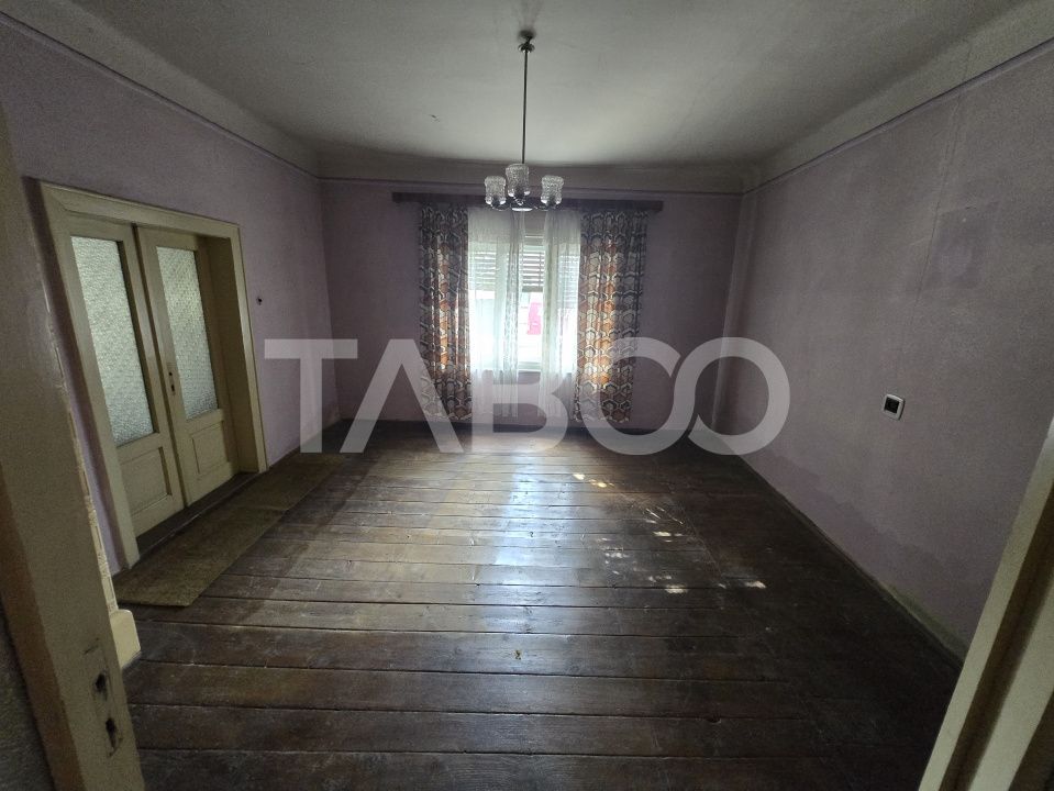 Casa de vanzare cu 3 camere 83 mp zona Piata Cluj Sibiu – fotografia 3 din 7