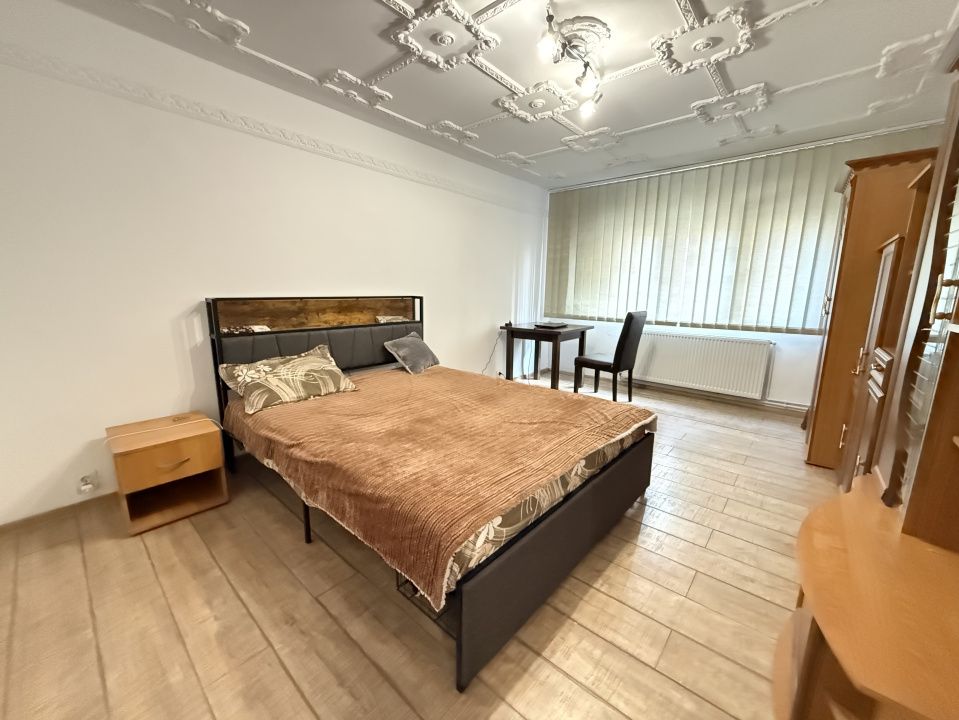 Apartament spatios, 3 camere, decomandat, 82 mp, parter - Lipovei – fotografia 1 din 7