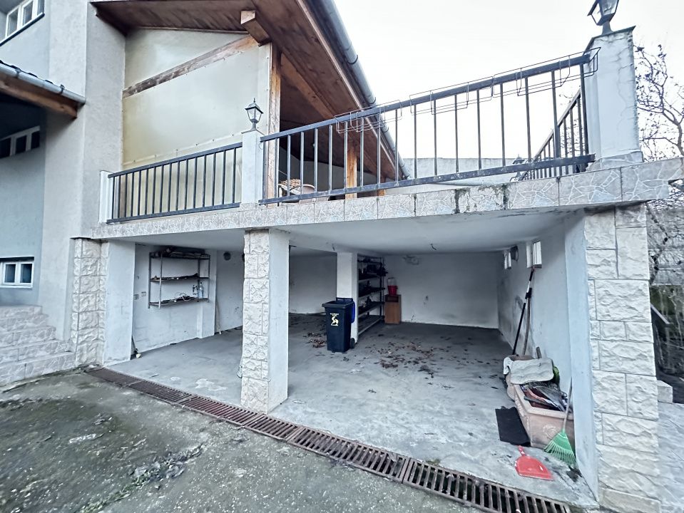 Vanzare Casa 7 Camere Renovata P+M cu 750 mp Teren acces 2 strazi topAlba CENTRU – fotografia 16 din 40