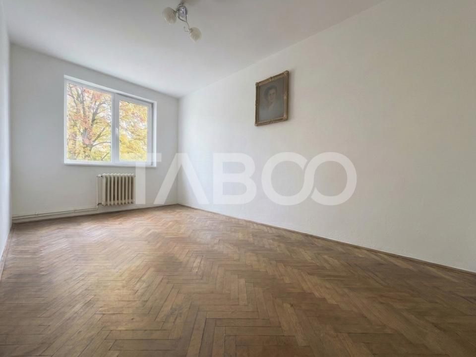 Apartament decomandat 3 camere de vanzare in zona Gheorgheni – fotografia 3 din 8