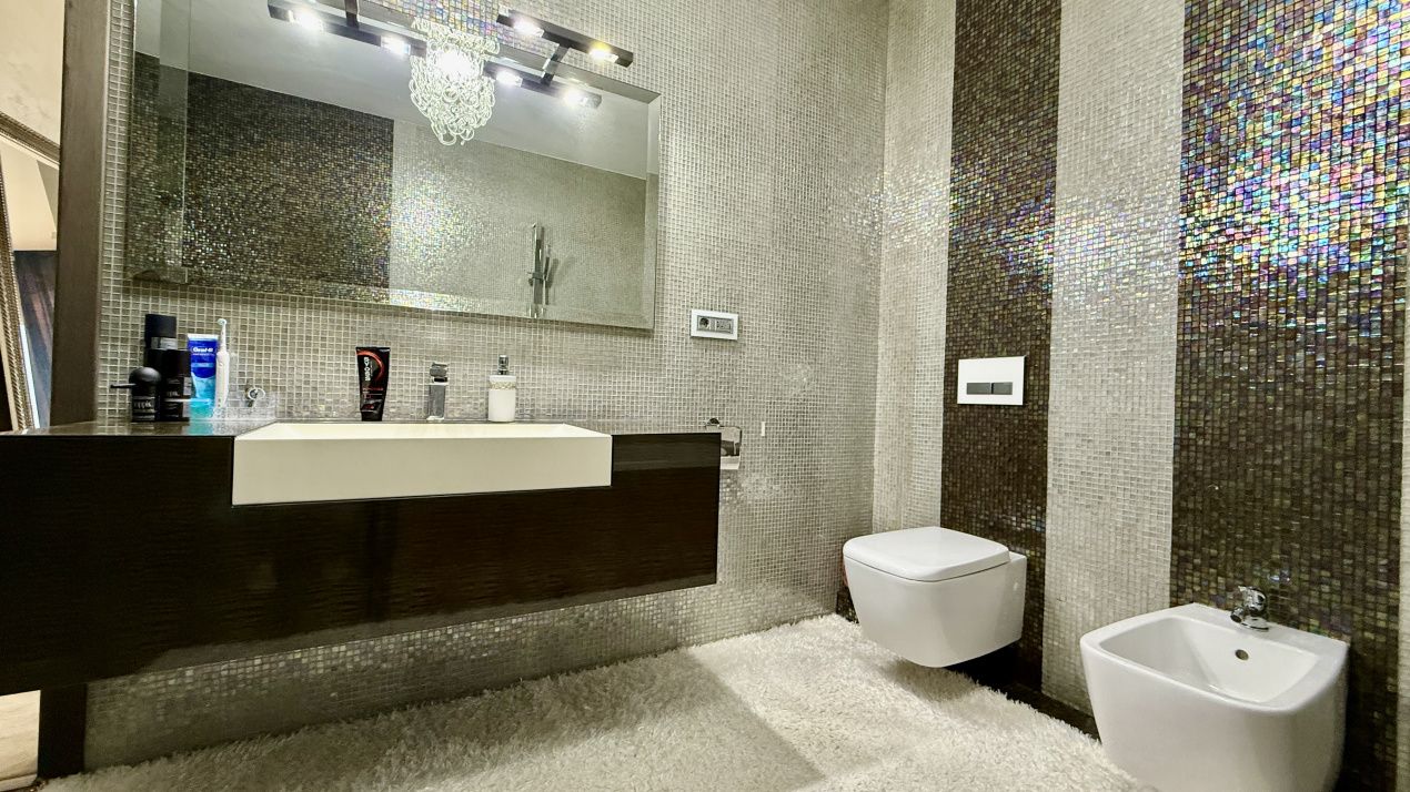 Penthouse UNIC 204 mp totali in Tomis Nord Constanta mobilat si utilat – fotografia 17 din 38