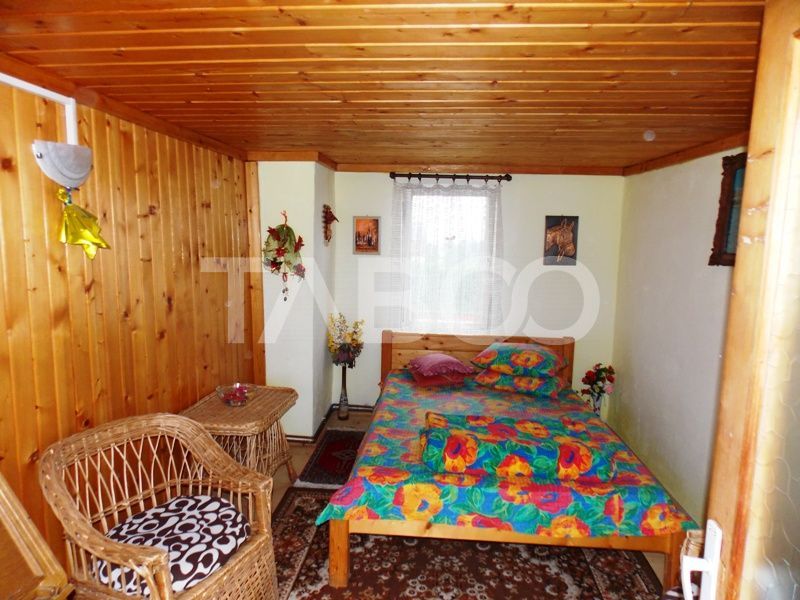 Pensiune de vanzare 13 camere si teren 3000 mp la cheie Comision 0% – fotografia 39 din 53