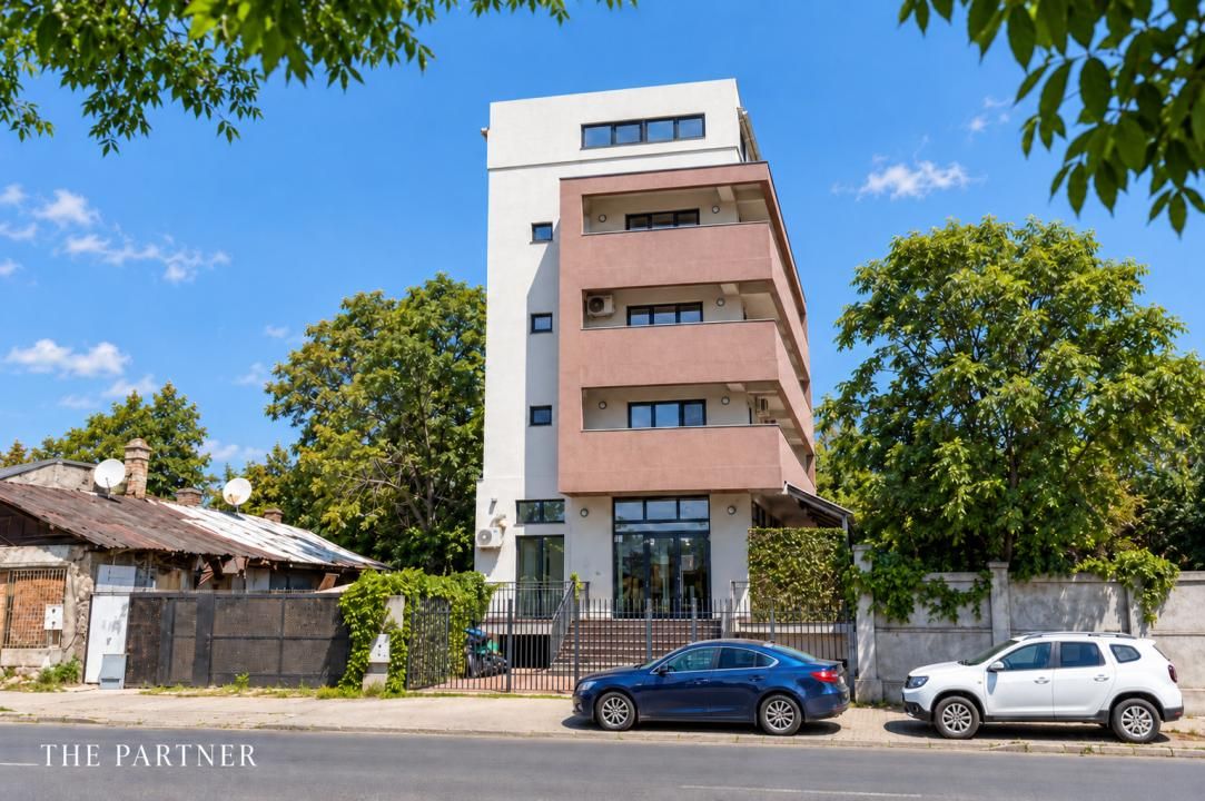 VILĂ DE ÎNCHIRIAT BIROURI - CENTRAL – fotografia 1 din 13