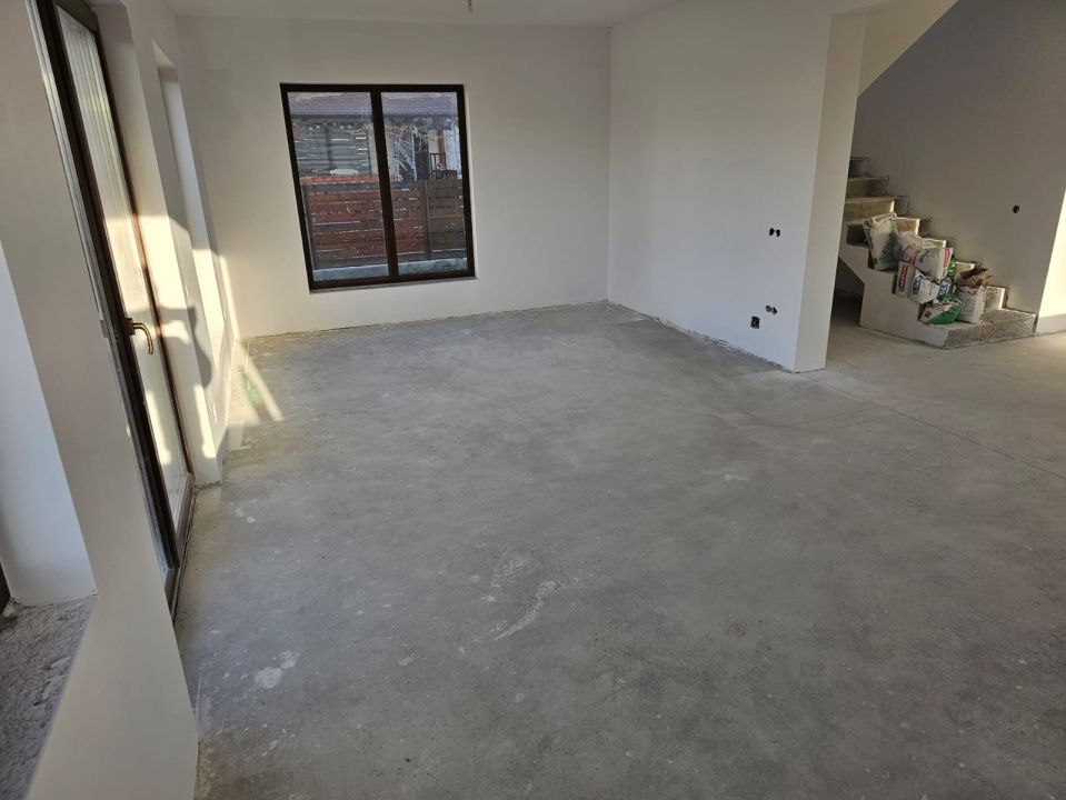 Casă modernă 4 camere, 150 mp utili, teren 550 mp-Dezmir – fotografia 3 din 10