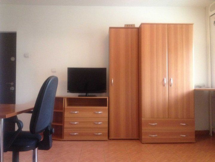 Garsoniera de inchiriat | Tineretului | Metrou | Mobilata – fotografia 1 din 7