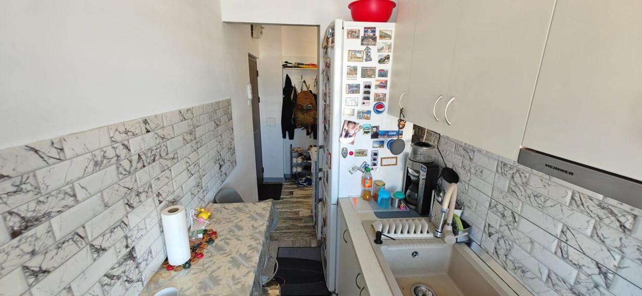 Apartament 2 camere, 41 mp, Craiovita Noua, zona Scoala 30 – fotografia 6 din 9