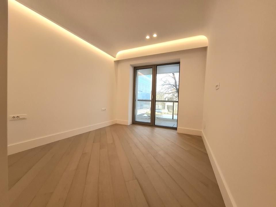 3 Camere | 103 MP | Terasă 13 MP | Cortina 126 | Erou Iancu Nicolae – fotografia 2 din 10