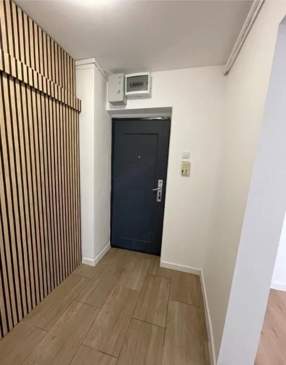 3 camere | Complet renovat | Etaj intermediar | Zona excelenta | Lift | – fotografia 7 din 10