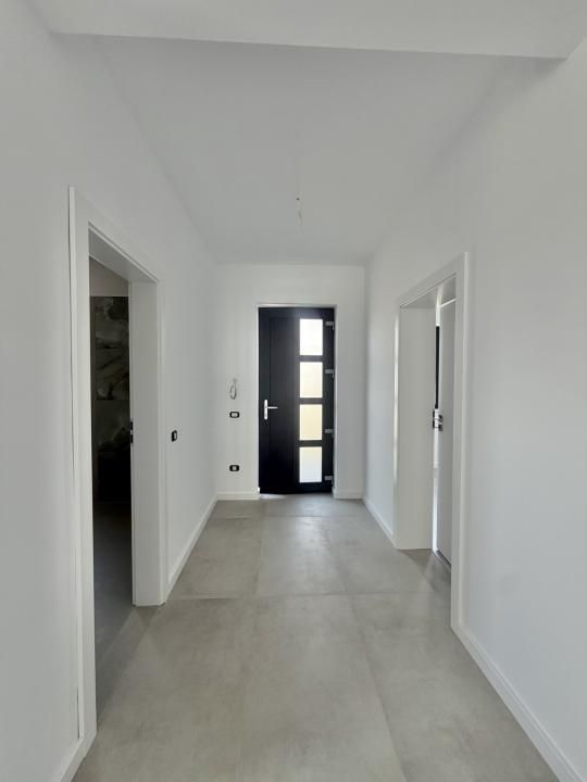 Duplex 4 camere, parter+etaj, 104mp utili, 270mp teren in Giroc – fotografia 12 din 25
