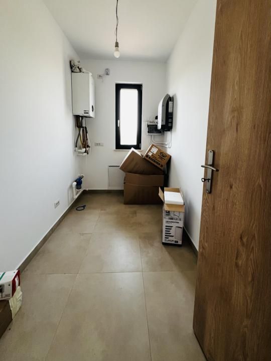 Duplex modern 6 camere - 145mp-Zona centrala Dumbravita – fotografia 11 din 12