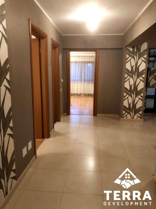 Vedere spectaculoasa catre mare, Faleza Nord -  Apartament 3 camere – fotografia 9 din 13