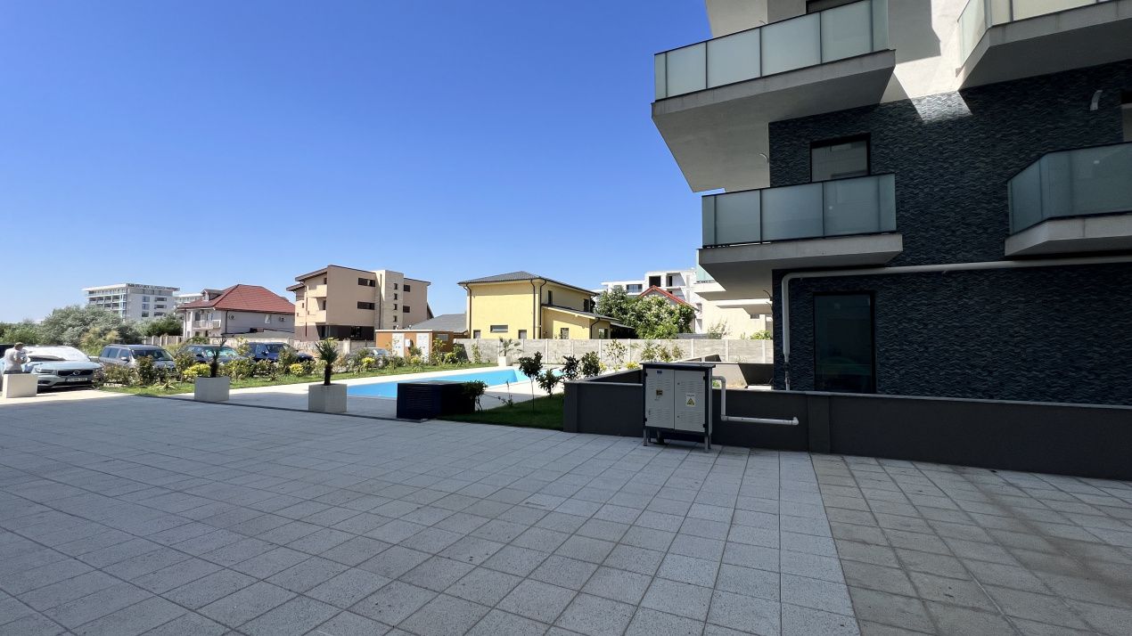 Apartamen in bloc finalizat cu piscina si toate utilitatile Mamaia – fotografia 27 din 31