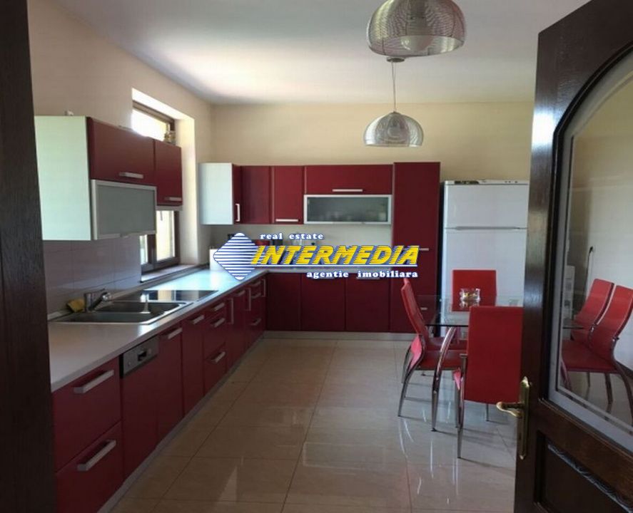 Vila de Vanzare in Alba Iulia CETATE Kaufland 6 camere D+P+E cu 2550 mp. Teren – fotografia 24 din 27