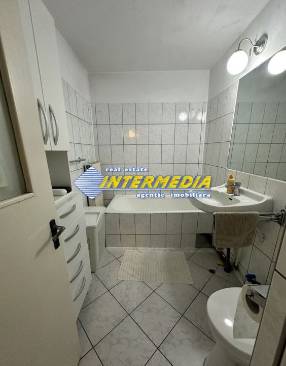 De Vanzare Apartament 4 camere decomandat 83 mp etaj 1 finisat complet – fotografia 12 din 14