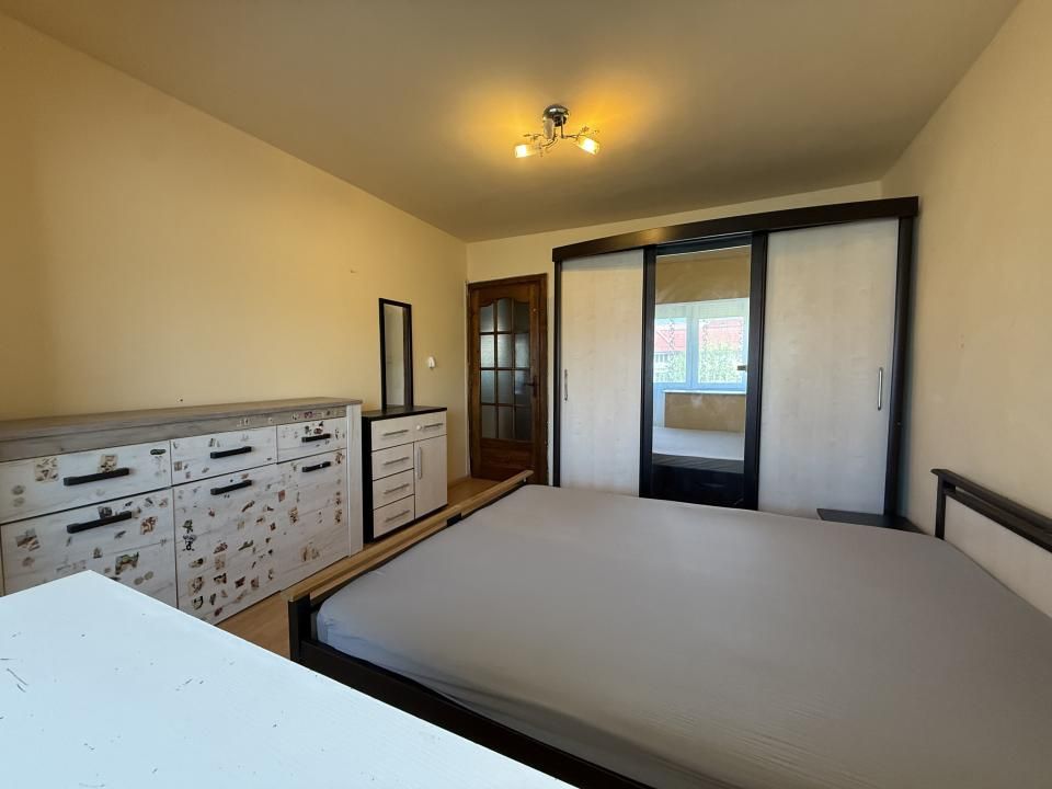 Apartament spatios, 3 camere, decomandat - Lipovei – fotografia 4 din 8