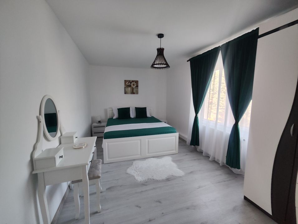 Casa 6 camere, teren 1124 mp, Craiova, cartier Popoveni – fotografia 6 din 14
