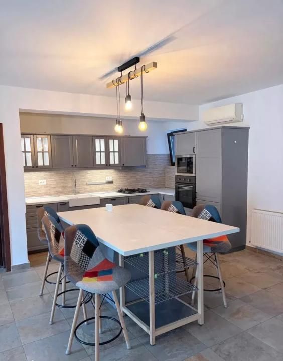 2 Camere de inchiriat | P-ta Romana | Centrala | Mobilat Partial | 95MP – fotografia 1 din 8