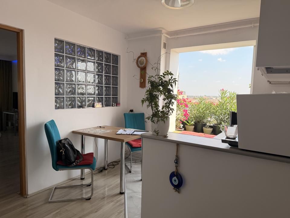 Apartament 1 camera, decomandat, 35 mp utili, etaj 8 - Complexul Studentesc – fotografia 4 din 9