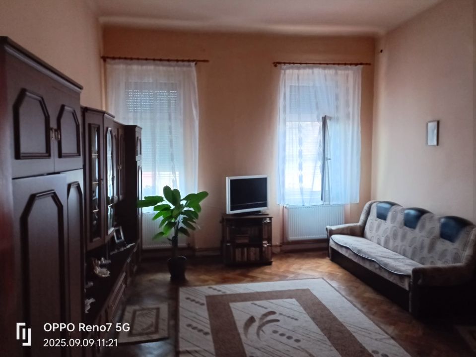 Casă de vânzare în Reghin zona centrală. – fotografia 5 din 13