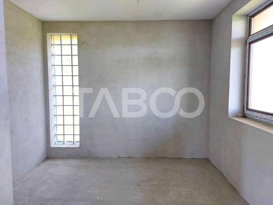 Casa de vanzare cu teren 2000 mp 5 camere  Sura Mare Hamba Sibiu – fotografia 19 din 37