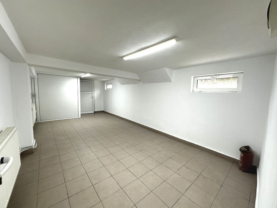 Spatiu Comercial 105 mp Finisat la Bulevard cu vad comerc loc parcare – fotografia 6 din 9