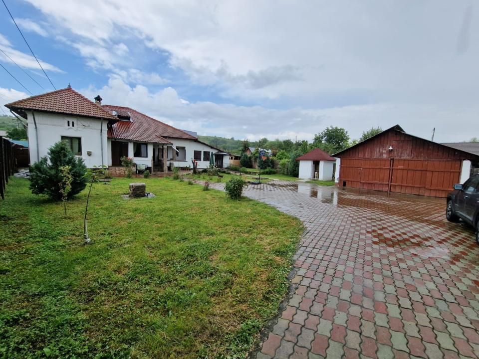 Casă cu piscină de vânzare – Răzvad, Dâmbovița – fotografia 2 din 18