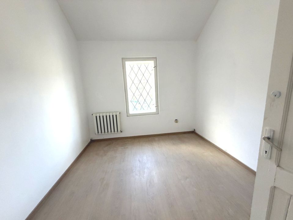 Camera Birou de Inchiriat cu acces si Parcari CENTRU UltraCentral Alba Iulia – fotografia 1 din 24
