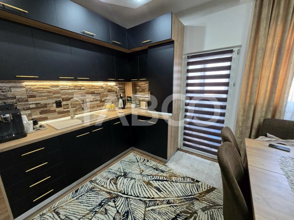 Apartament de vanzare 3 camere balcon mobilat totul nou Mihai Viteazul – fotografia 9 din 15