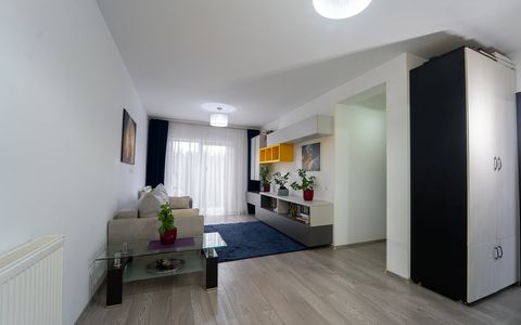 Apartament 3 camere cu curte proprie 104 mp
