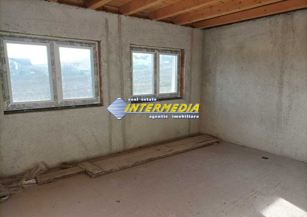 Casa noua de vanzare in Alba Iulia cu 4 camere semifinisata cu apa gaz curent – fotografia 13 din 13